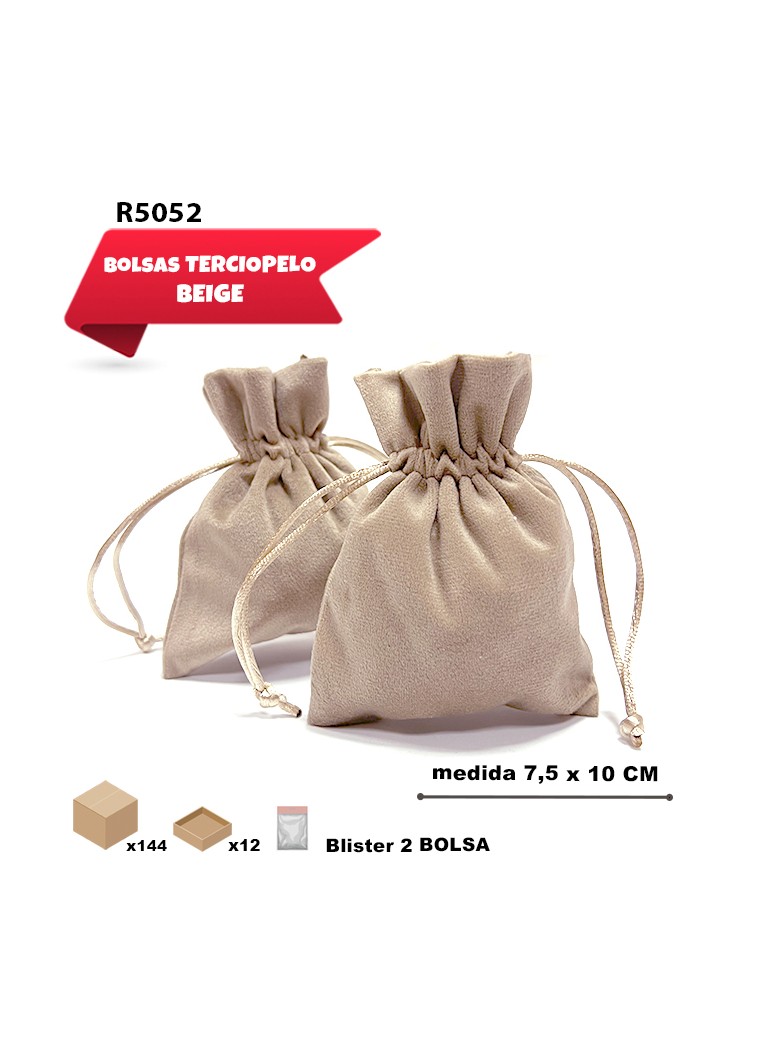 SACO DE TERCIOPELO BEIGE...